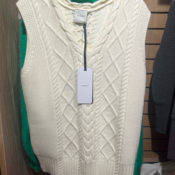 NWT Varley Kay Sweater Vest. Size medium. Color: Snow White - Picture 2 of 6